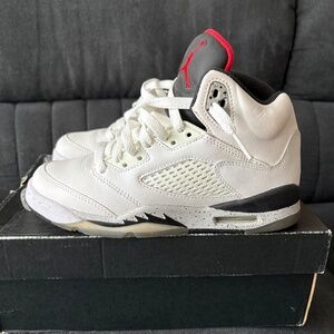 Air Jordan 5 Retro BG